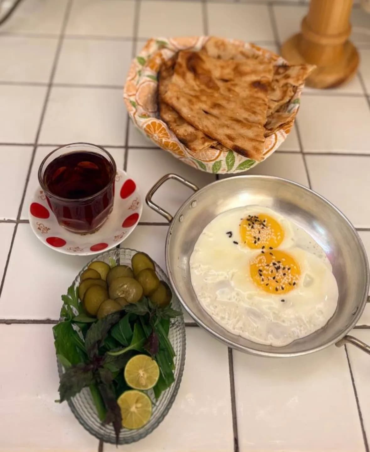 نیمرو+چای